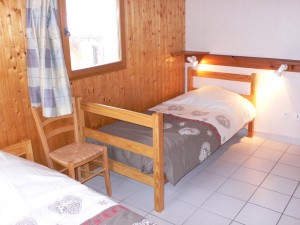 Andagne 2 - Chambre lits simples   