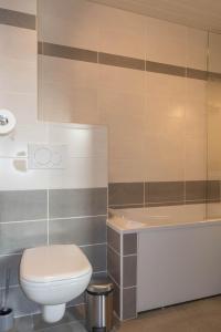 CHAUD04-25